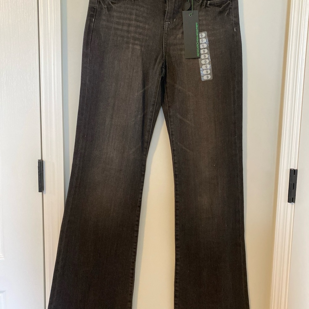 Elegant Black Flare Jeans for Women